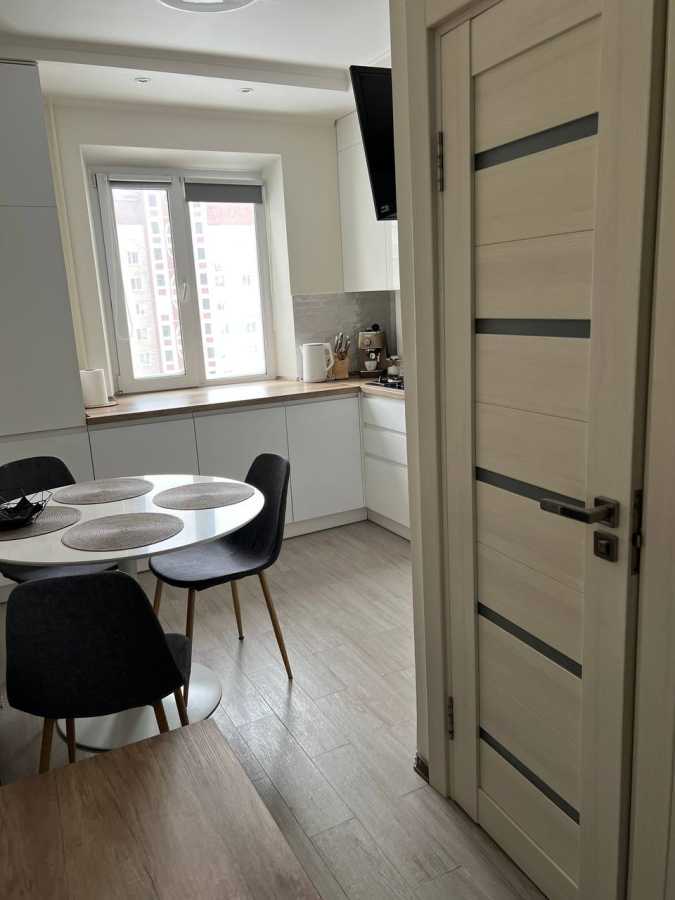 Продаж 2-кімнатної квартири 50.5 м², Оноре де Бальзака вул., 92