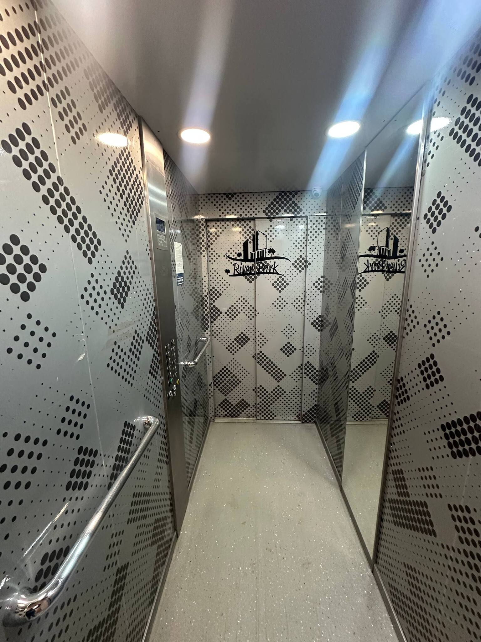 Продажа 1-комнатной квартиры 65 м², Набережная Победы ул., 44П