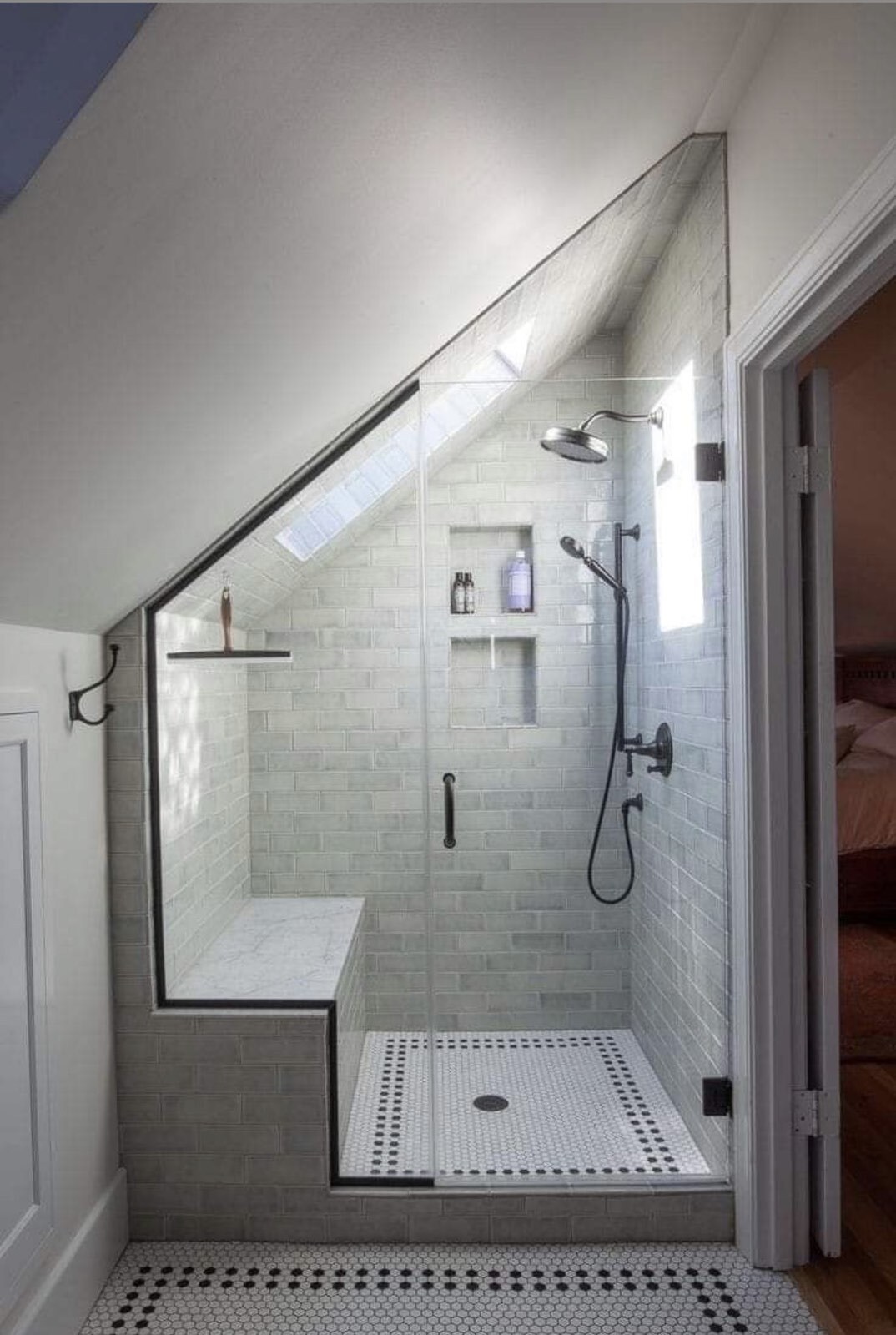 Продажа 1-комнатной квартиры 49 м², Кордонный пер., 25А