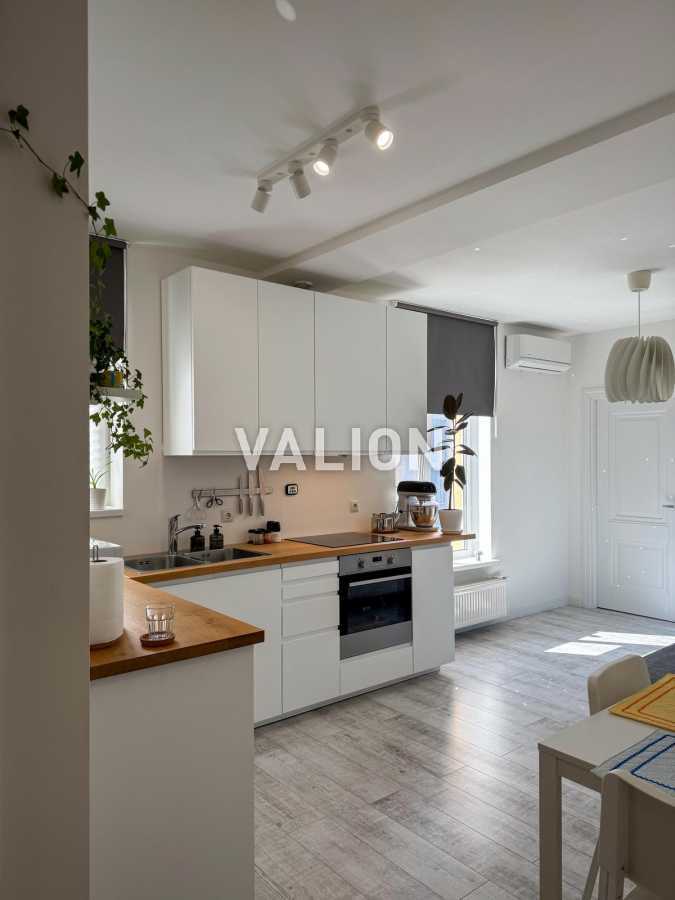 Продажа 2-комнатной квартиры 51.9 м², Соборности просп., 17 К2