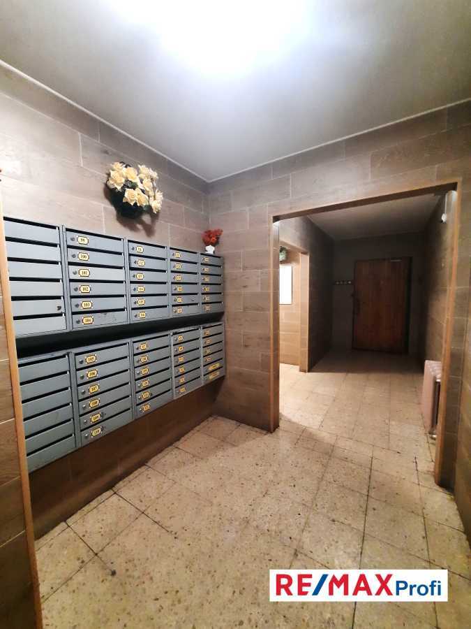 Продажа 3-комнатной квартиры 79.4 м², Кадетский Гай ул., 7