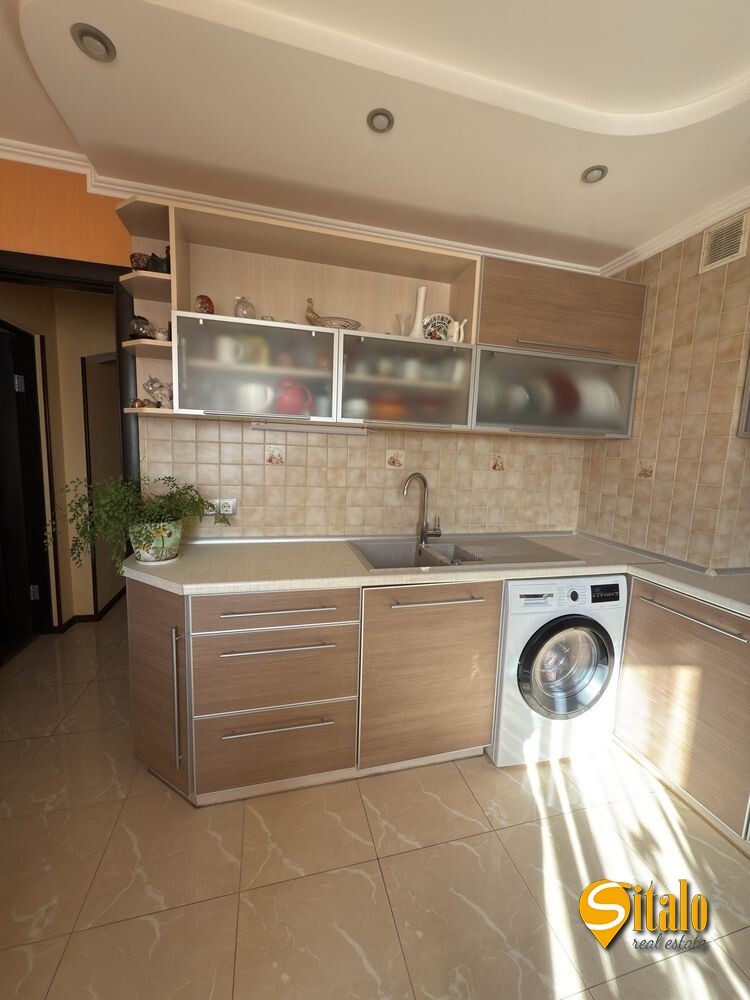 Продажа 2-комнатной квартиры 73 м², Дарницкий бул., 8