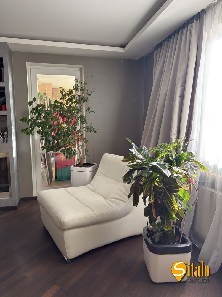 Продажа 2-комнатной квартиры 73 м², Дарницкий бул., 8