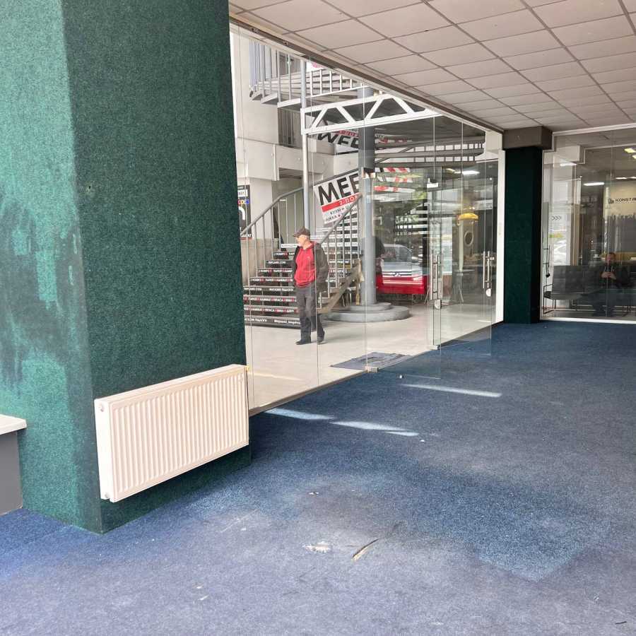 Аренда помещения свободного назначения 50 м², Московская ул., 8