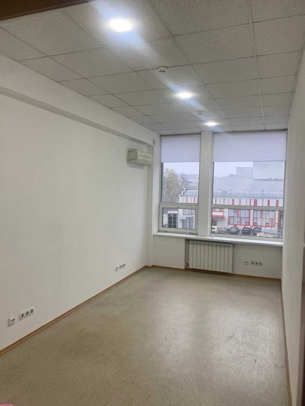 Оренда офісу 16 м², Євгена Сверстюка вул., 11б