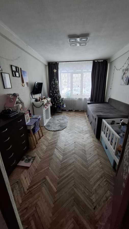 Продажа 3-комнатной квартиры 59.9 м², Пражская ул., 20