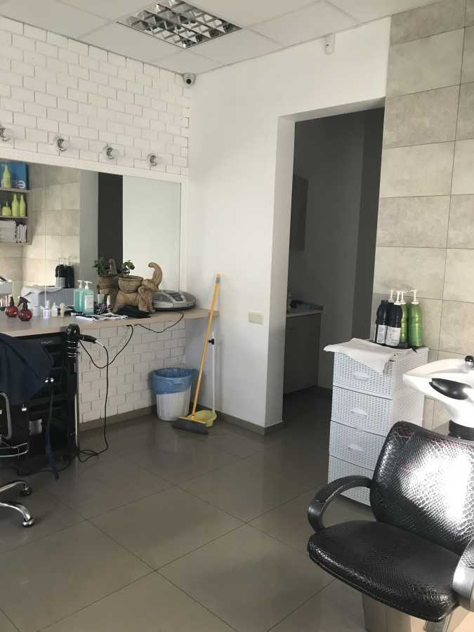 Продаж офісу 44.4 м², Інженера Бородіна вул., 6