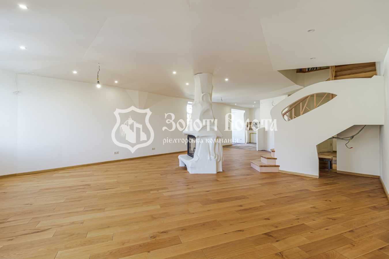 Продажа 3-комнатной квартиры 150.9 м², Академика Киприанова ул., Лебедєва, 1