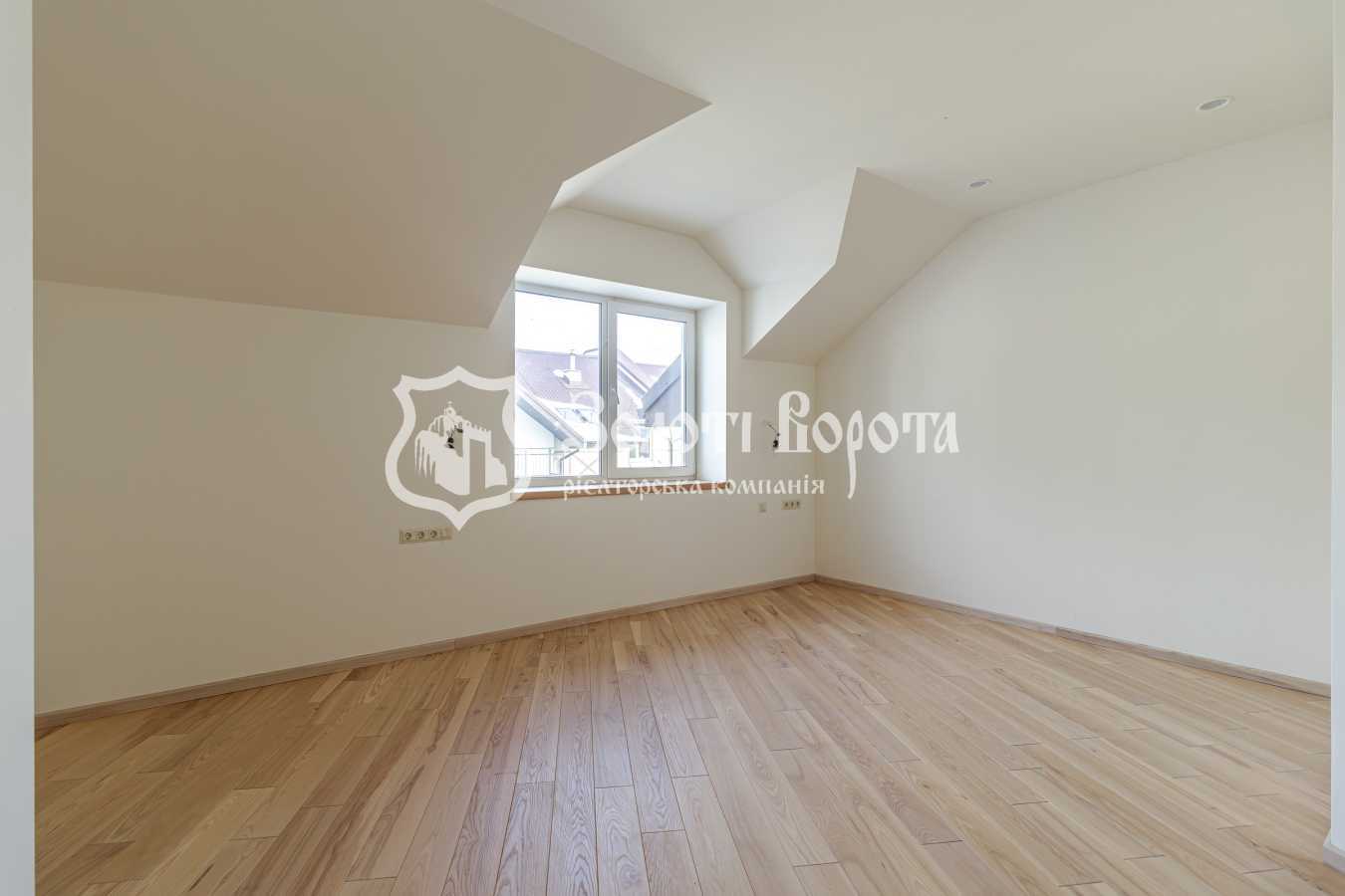 Продажа 3-комнатной квартиры 150.9 м², Академика Киприанова ул., Лебедєва, 1