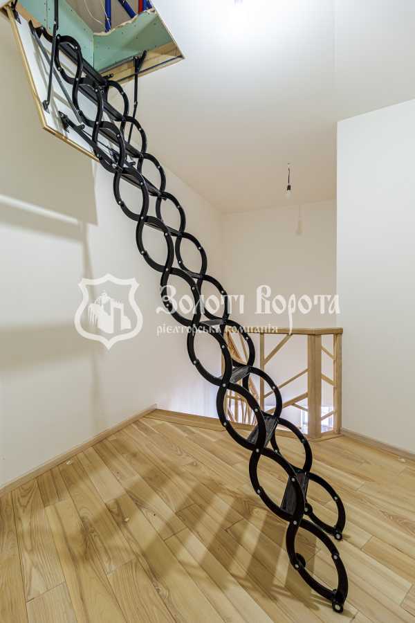 Продажа 3-комнатной квартиры 150.9 м², Академика Киприанова ул., Лебедєва, 1