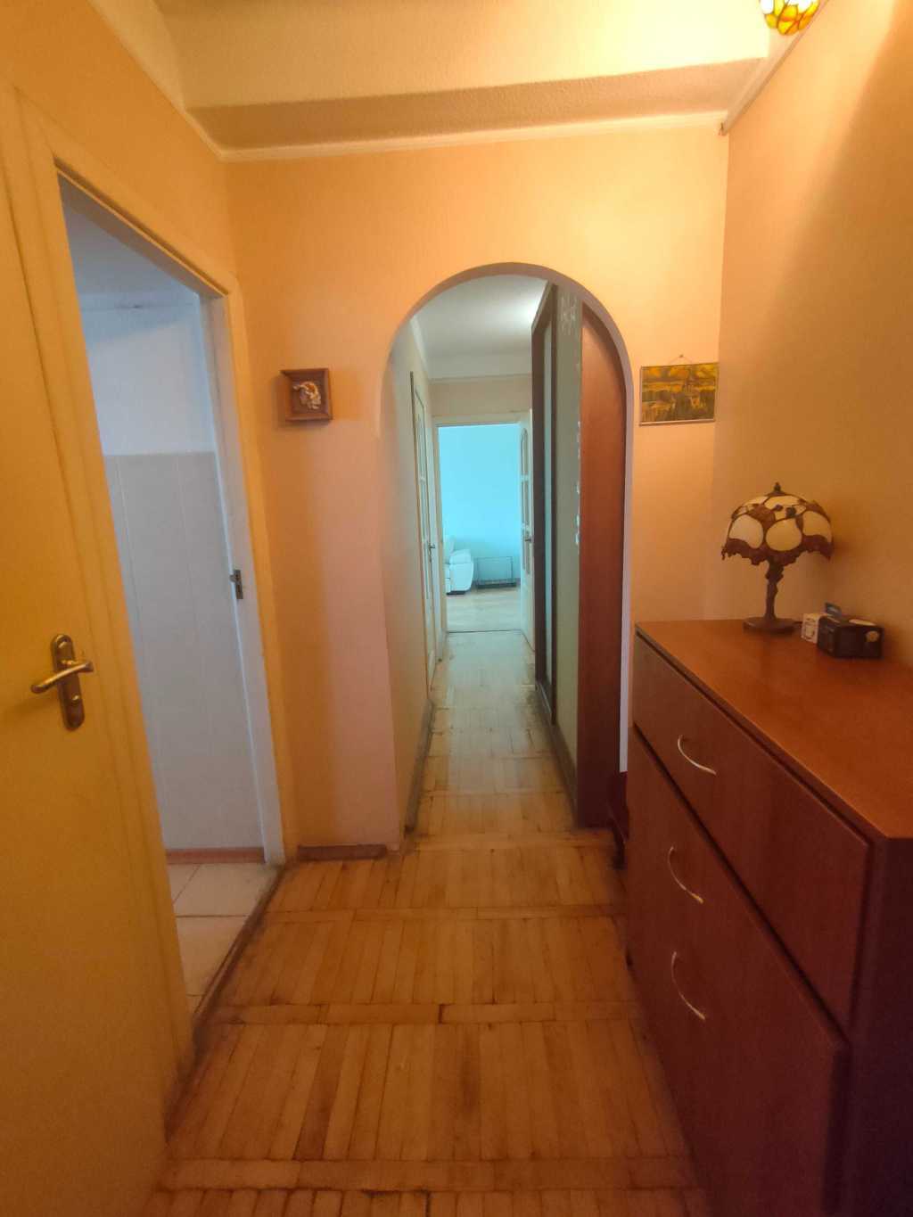 Оренда 3-кімнатної квартири 65 м², Братиславська вул., 4