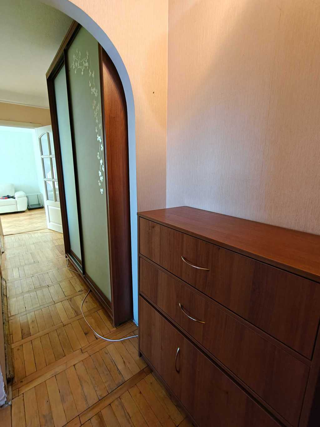 Оренда 3-кімнатної квартири 65 м², Братиславська вул., 4