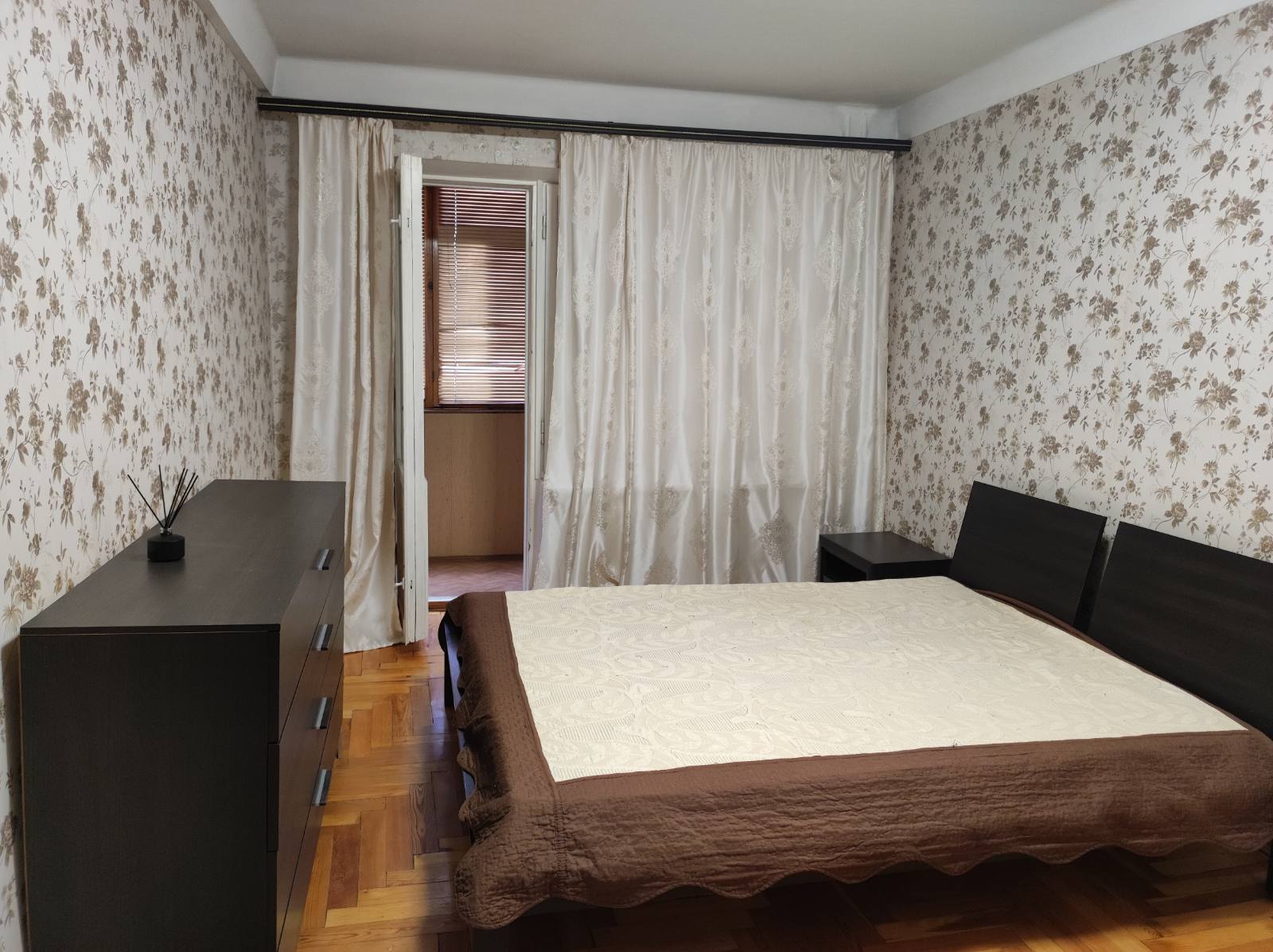 Аренда 3-комнатной квартиры 68 м², Чаривная ул., 125