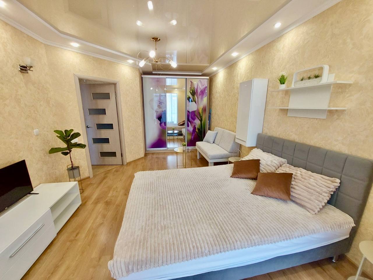 Аренда 1-комнатной квартиры 48 м², Владимира Антоновича ул., 36А