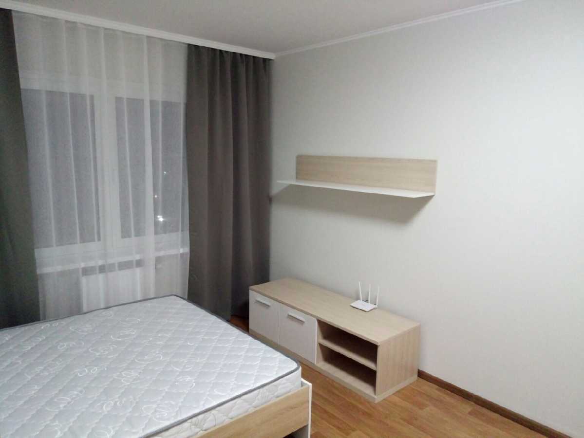 Оренда 1-кімнатної квартири 38 м², Бориса Гмирі вул., 16 (ЖБ Черемош)