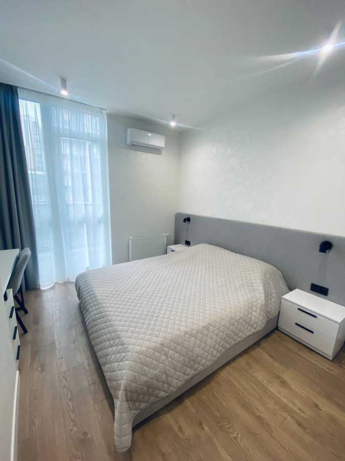 Аренда 3-комнатной квартиры 80 м², Предславинская ул., 44