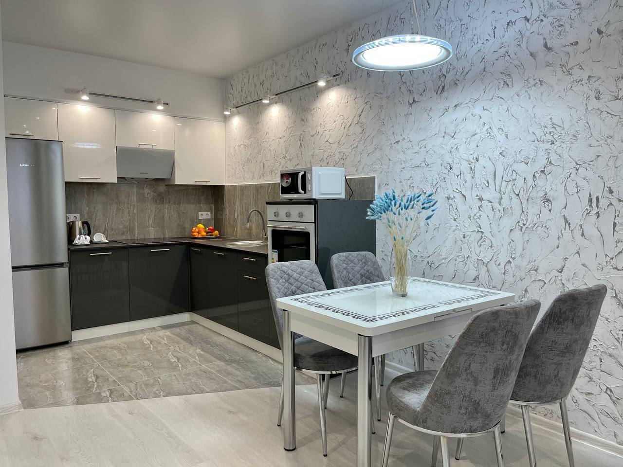 Аренда 2-комнатной квартиры 50 м², Пихтовый пер.