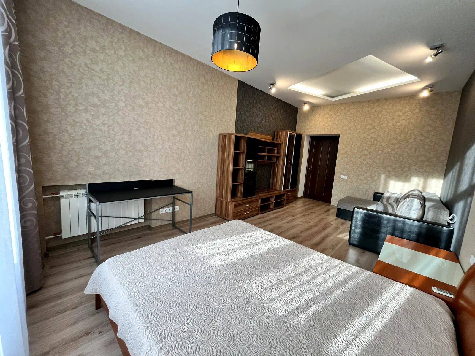 Продажа 1-комнатной квартиры 45 м², Хорива ул., 43