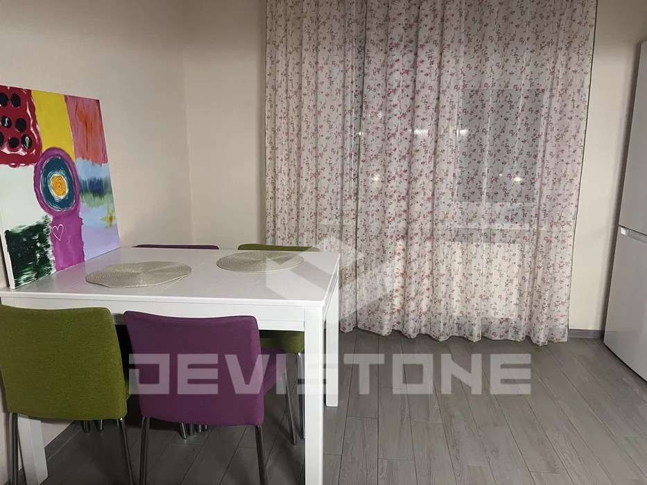 Оренда 2-кімнатної квартири 74 м², Сергія Данченка вул., 1