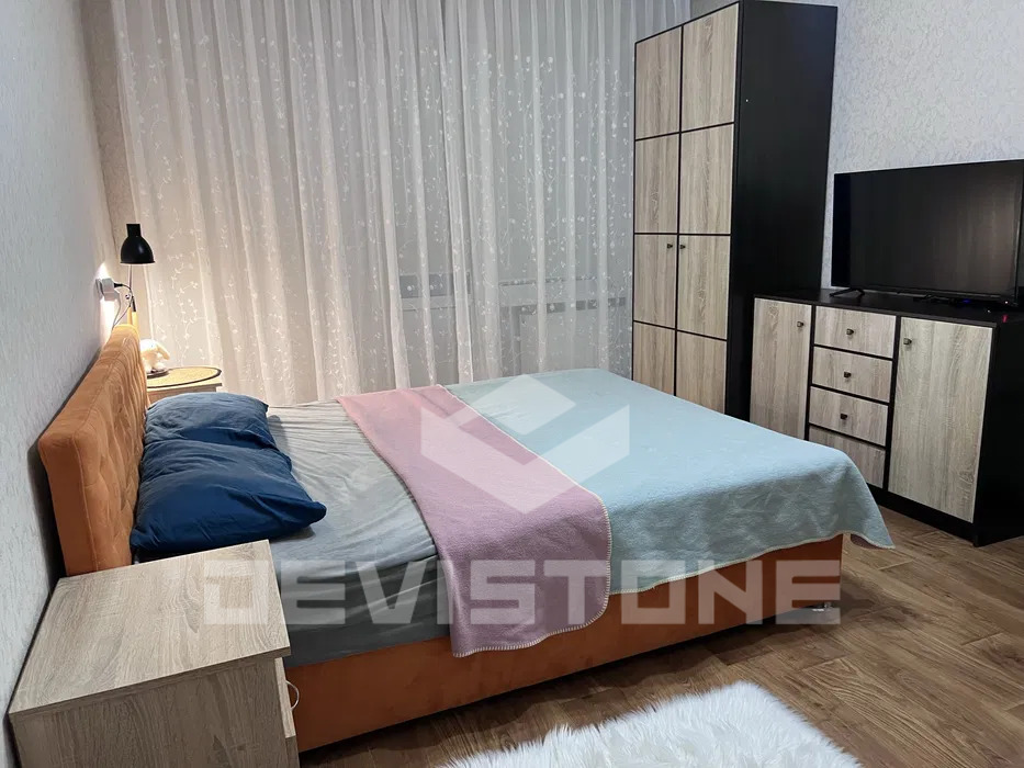 Оренда 2-кімнатної квартири 74 м², Сергія Данченка вул., 1