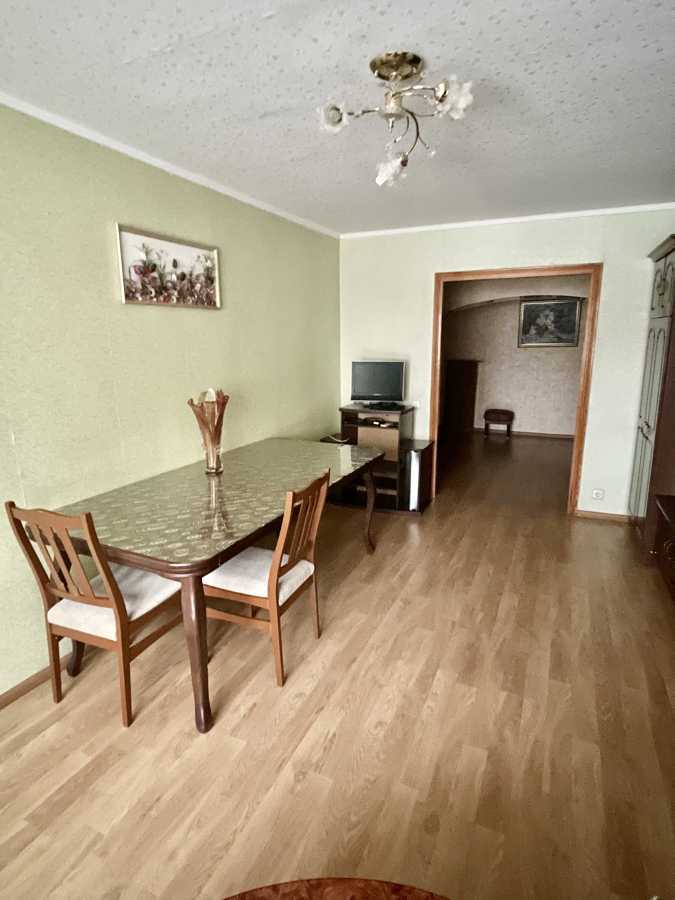 Аренда 3-комнатной квартиры 85 м², Героев Сталинграда просп., 20