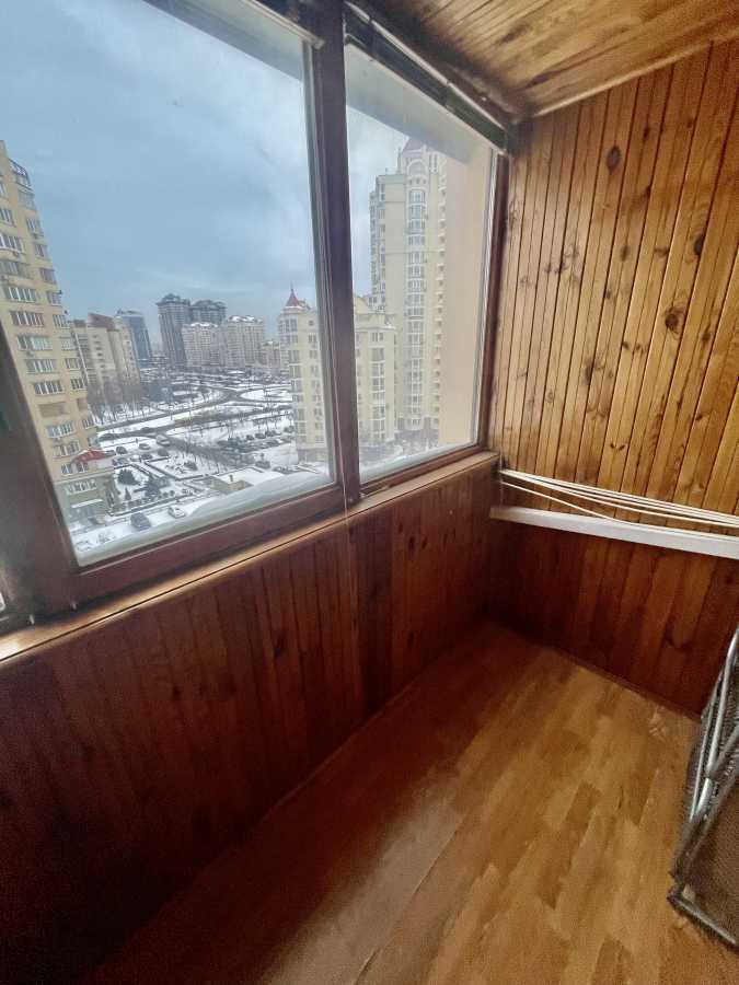 Аренда 3-комнатной квартиры 85 м², Героев Сталинграда просп., 20