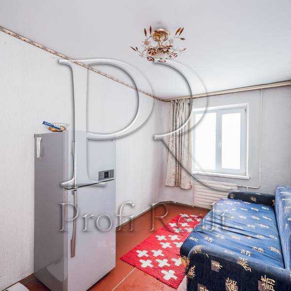 Продаж 2-кімнатної квартири 45 м², Озерна вул., 12