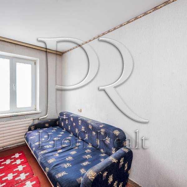 Продаж 2-кімнатної квартири 45 м², Озерна вул., 12