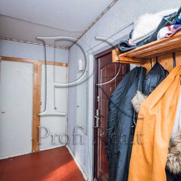 Продаж 2-кімнатної квартири 45 м², Озерна вул., 12