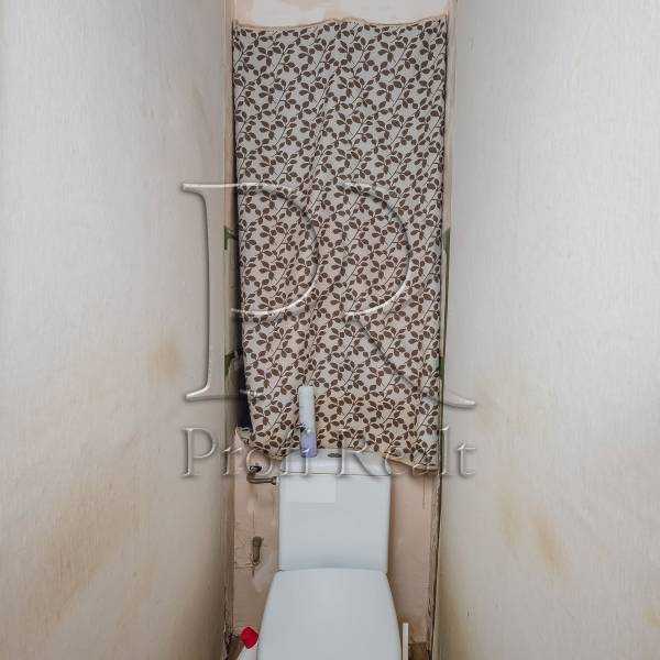 Продаж 2-кімнатної квартири 45 м², Озерна вул., 12