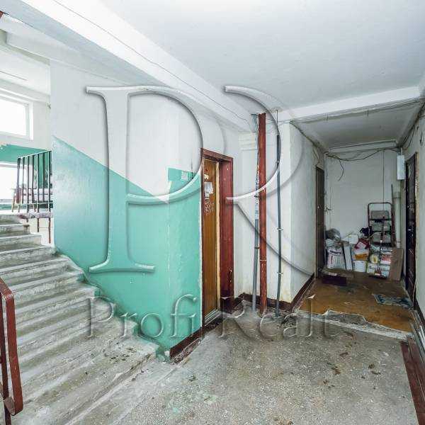 Продаж 2-кімнатної квартири 45 м², Озерна вул., 12