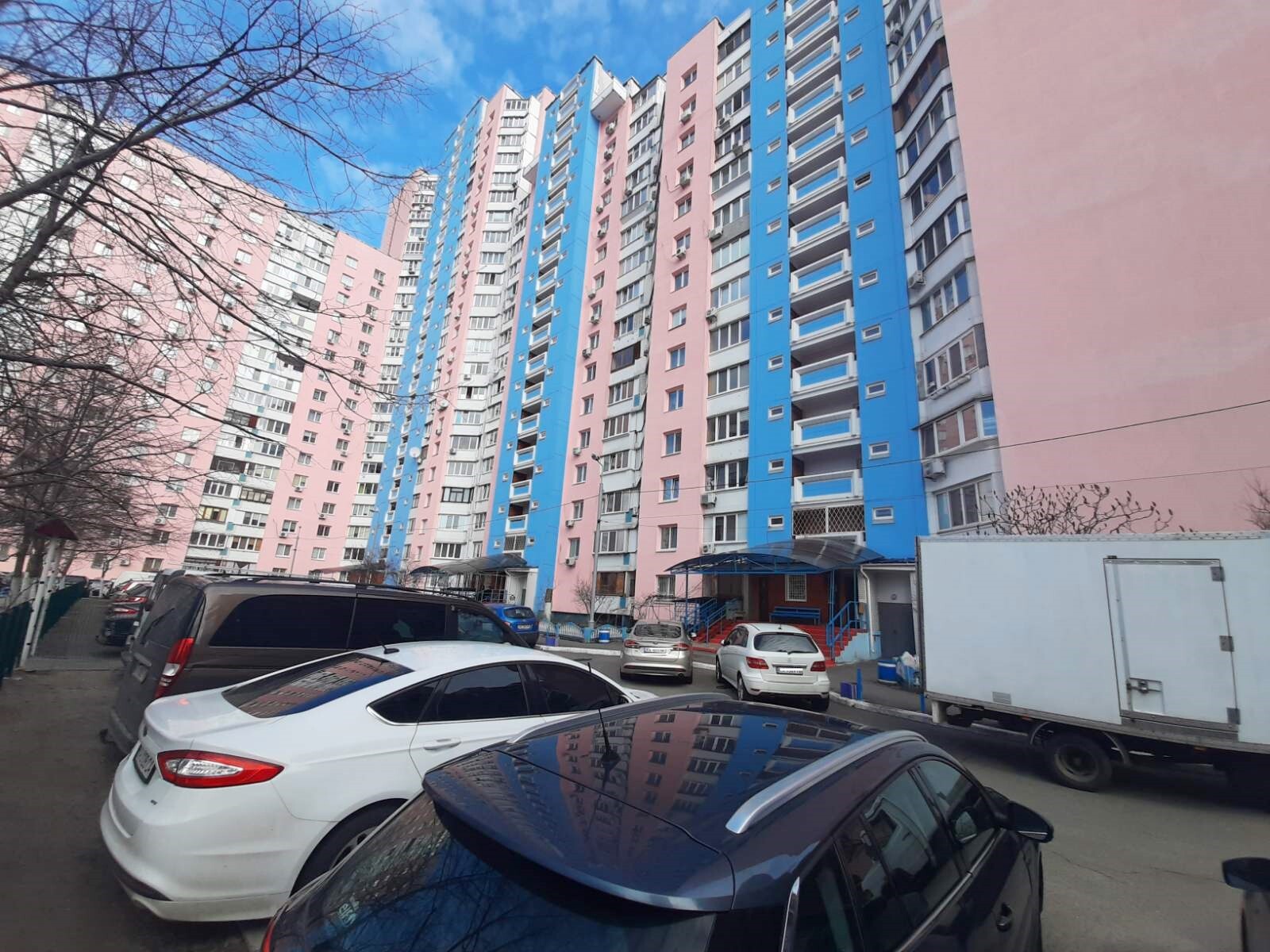Продажа 3-комнатной квартиры 97 м², Владимира Маяковского просп., 91В