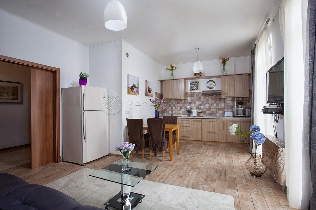 Аренда 2-комнатной квартиры 65 м², Военный спуск, 5/1