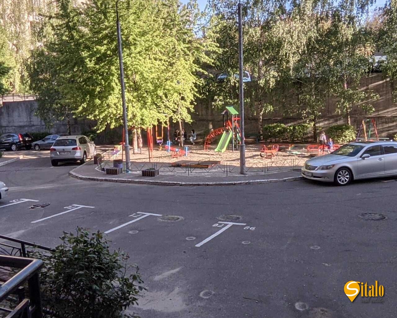 Продажа 3-комнатной квартиры 101 м², Валерия Лобановского просп., 126Г