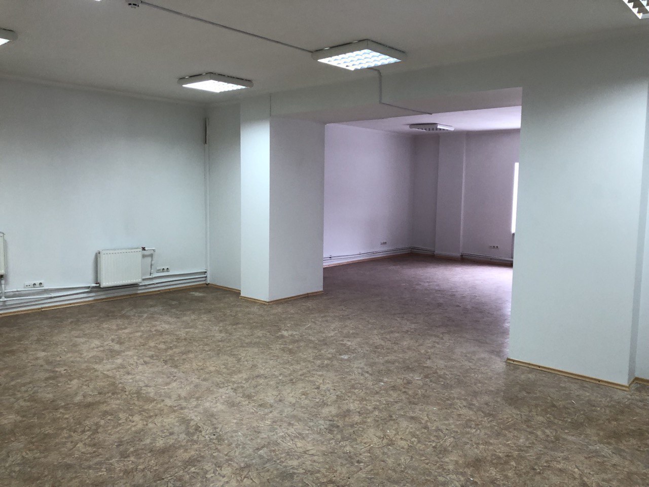 Оренда офісу 400 м², Пирогівський шлях вул., 34