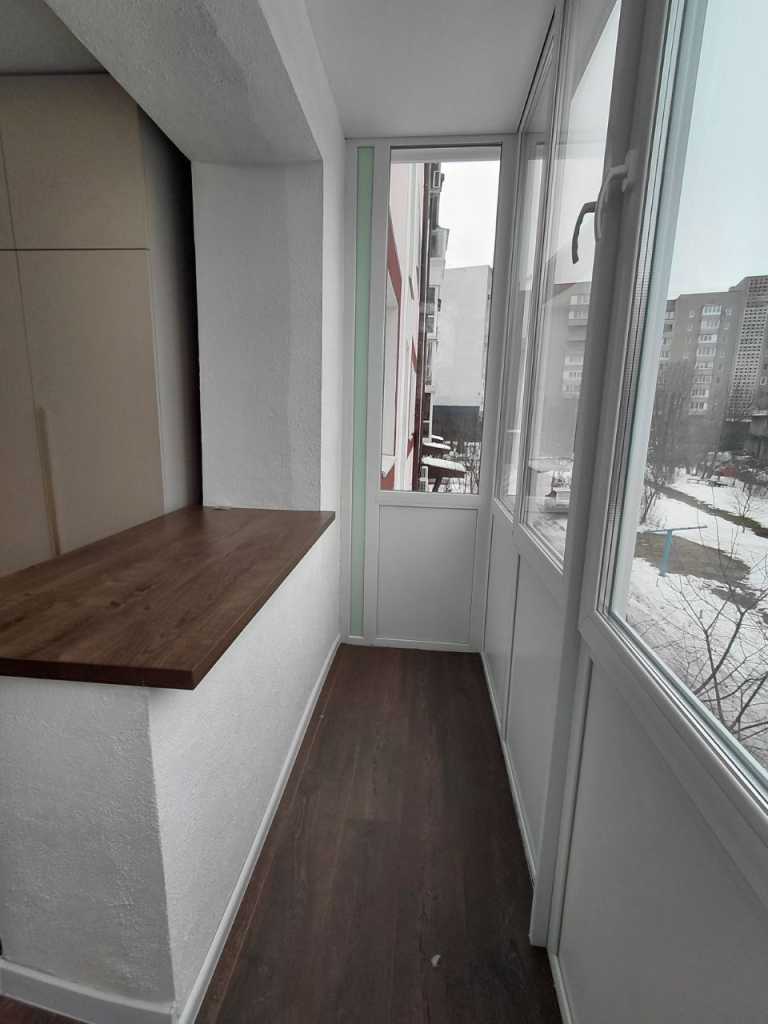 Продажа 3-комнатной квартиры 42 м², Воли просп., 68