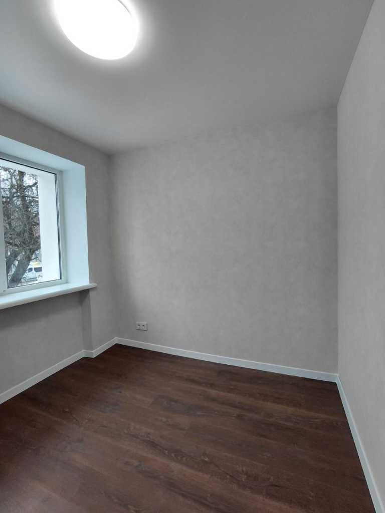 Продажа 3-комнатной квартиры 42 м², Воли просп., 68