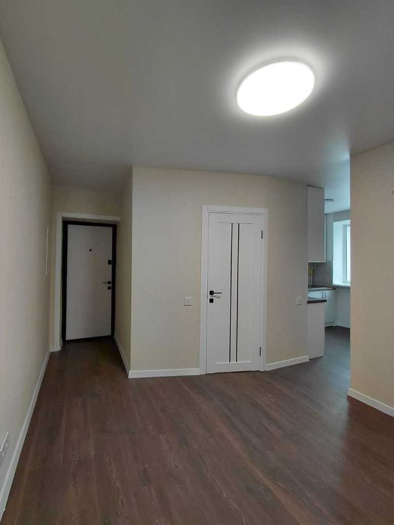 Продажа 3-комнатной квартиры 42 м², Воли просп., 68