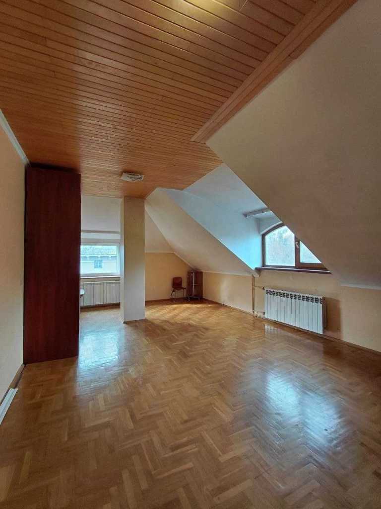 Продажа дома 467 м², Офицерская ул., 23а