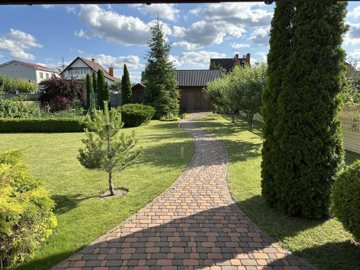 Аренда дома 200 м², Лобановского ул.