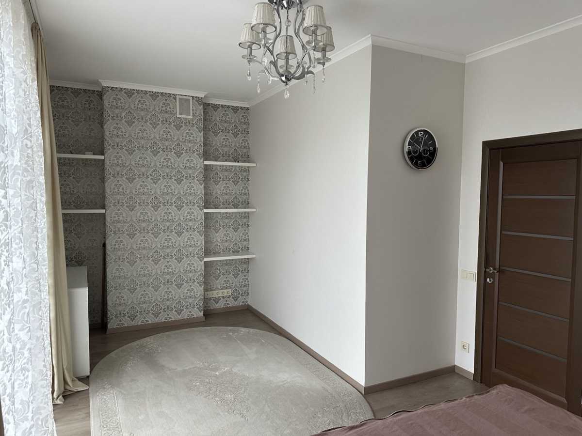 Аренда дома 200 м², Лобановского ул.