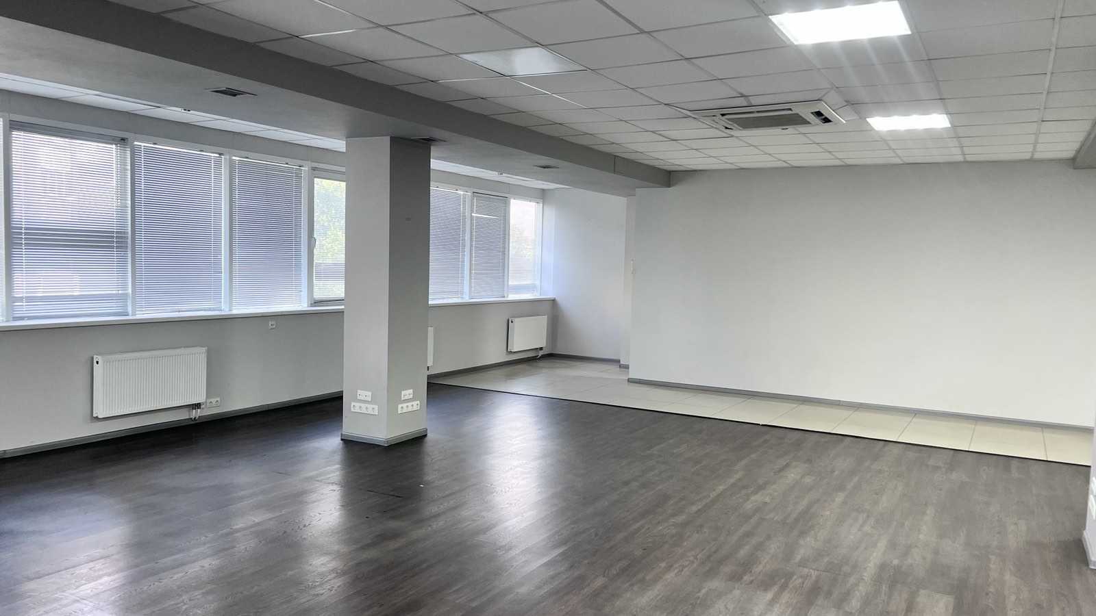 Оренда офісу 228 м², Дарницький бул.