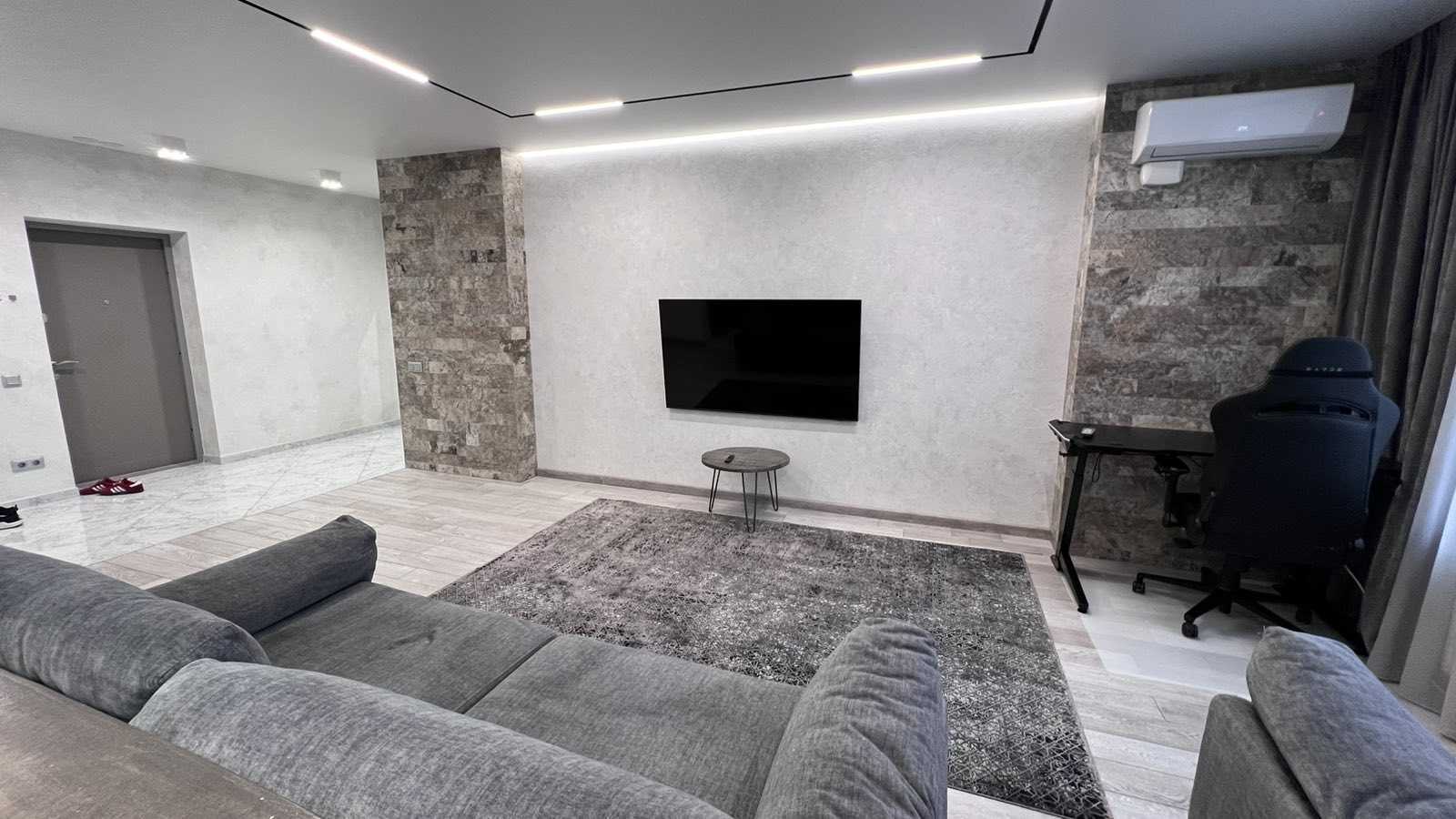 Оренда 2-кімнатної квартири 83 м², Микільсько-Слобідська вул., 8