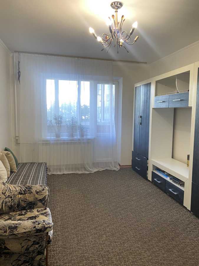 Продажа 3-комнатной квартиры 72.4 м², Ревуцкого ул., 13