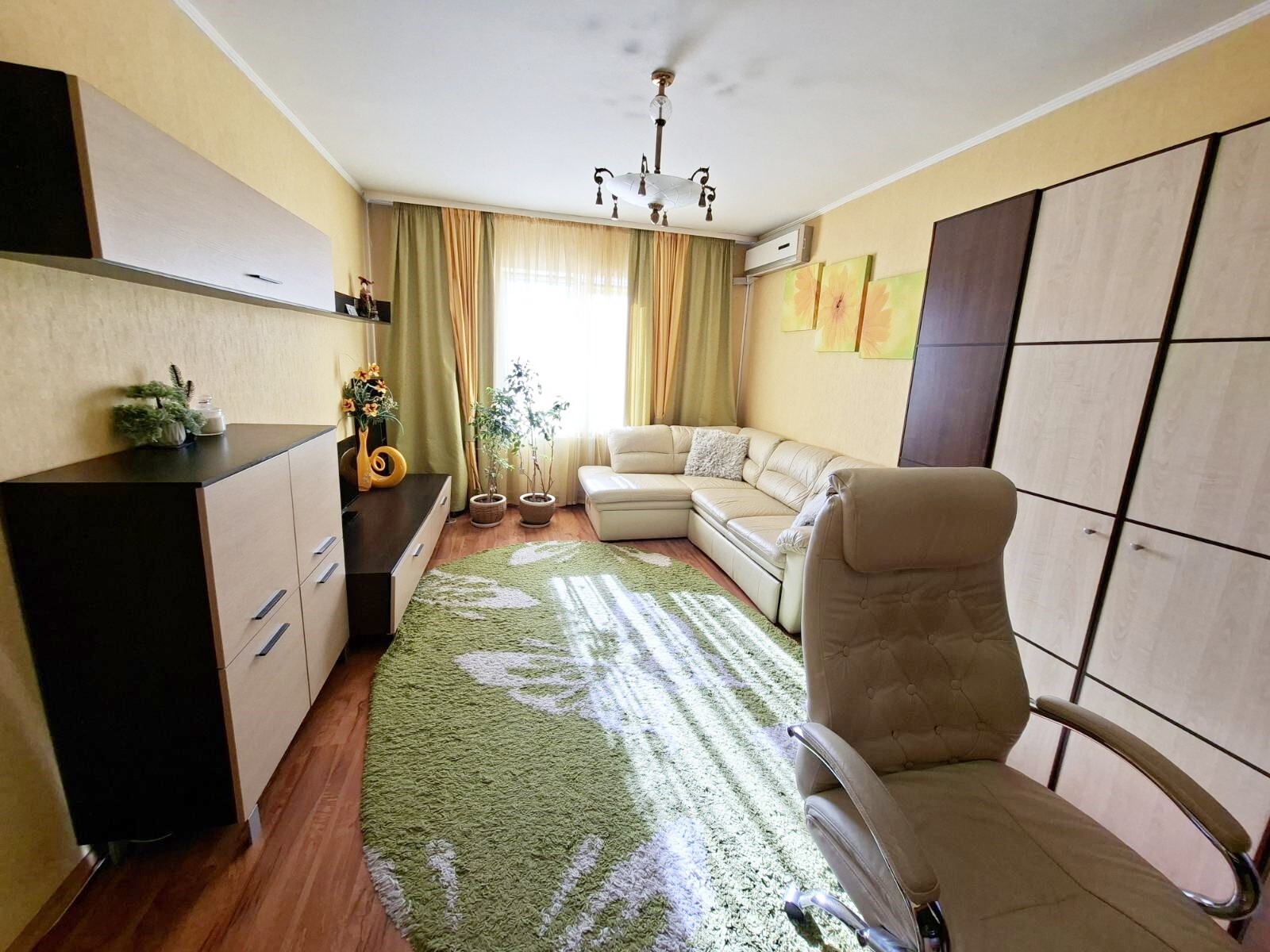 Продажа 1-комнатной квартиры 43 м², Эрнста ул., 12