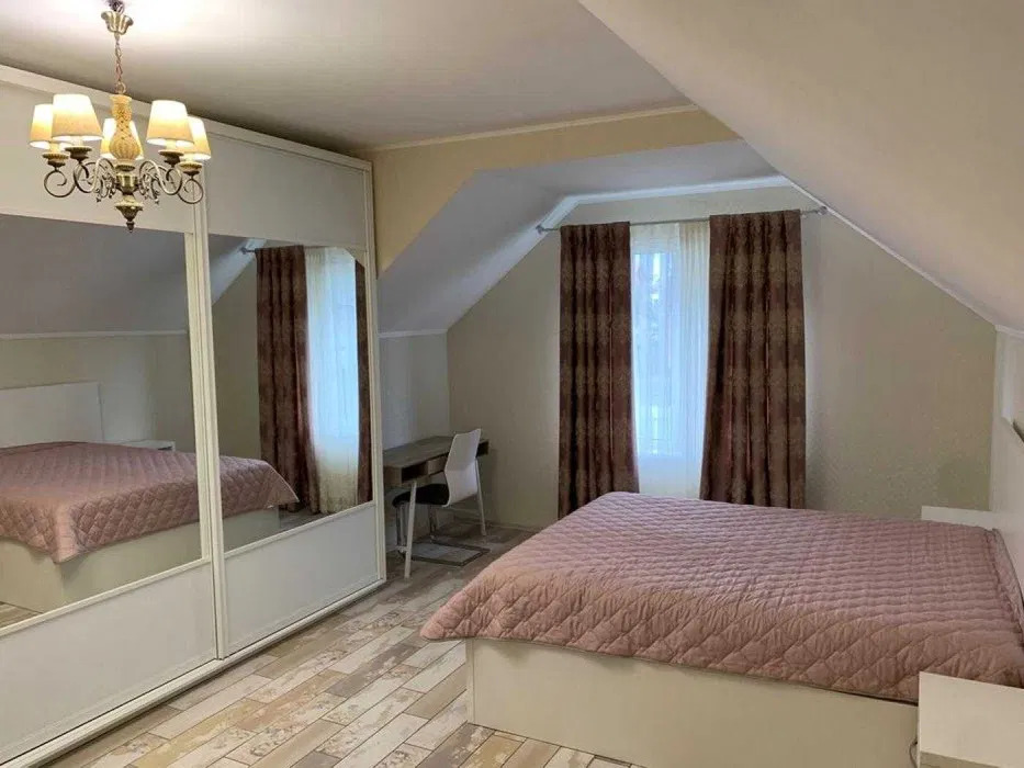 Аренда дома 180 м², Академика Вильямса ул.