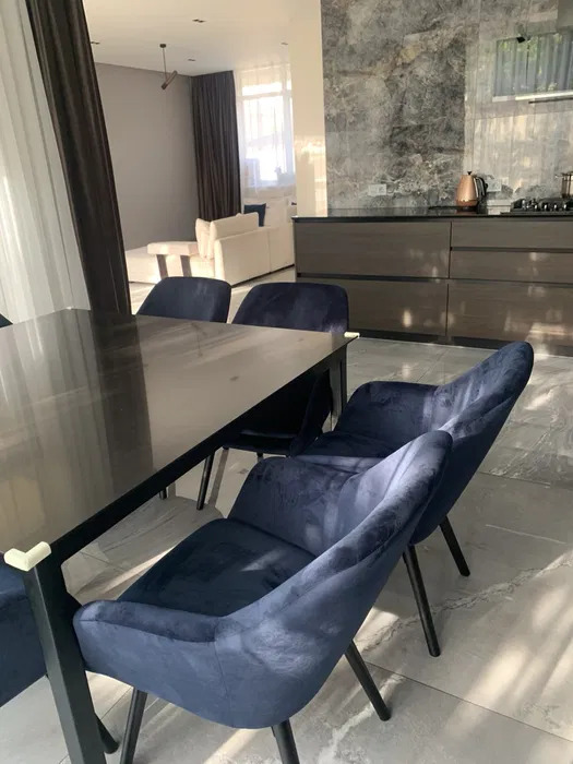 Аренда дома 300 м², Дружбы Народов бул.