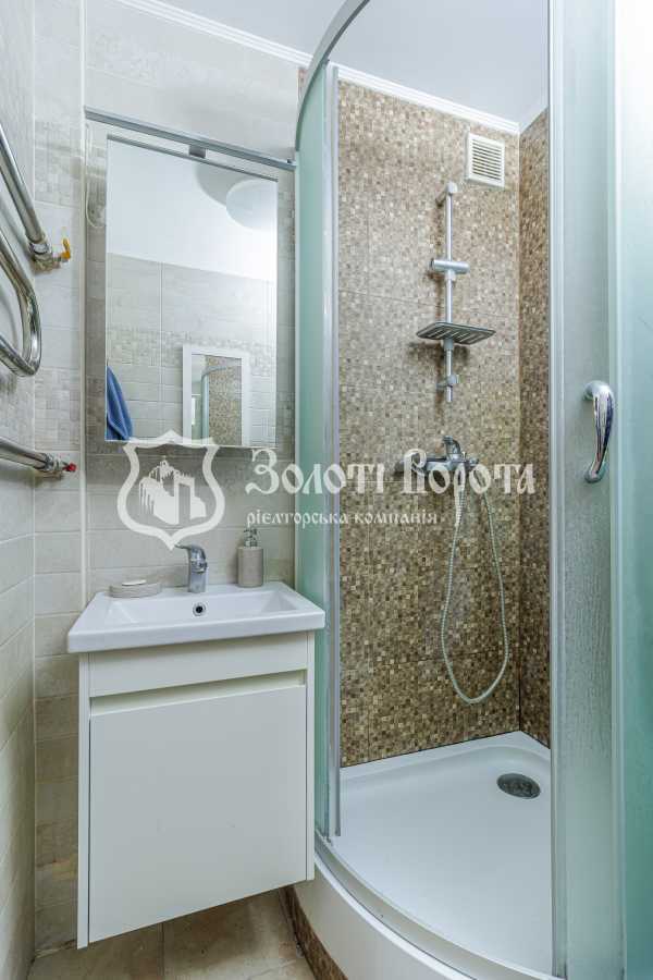 Продажа 2-комнатной квартиры 60 м², Владимира Антоновича ул., 164