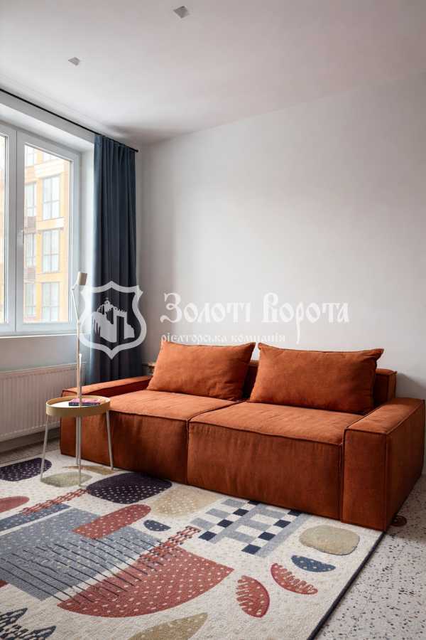 Продажа 1-комнатной квартиры 37.8 м², Миру, 2в