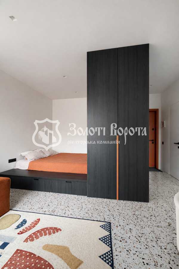 Продажа 1-комнатной квартиры 37.8 м², Миру, 2в